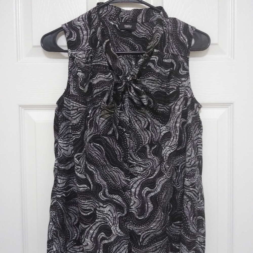 Black and White Patterned Business Tank Top